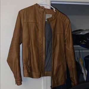 Zara’s boys collect brown leather jacket